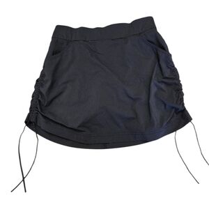 LNWOT  Columbia Black Ruched Skort Sz M